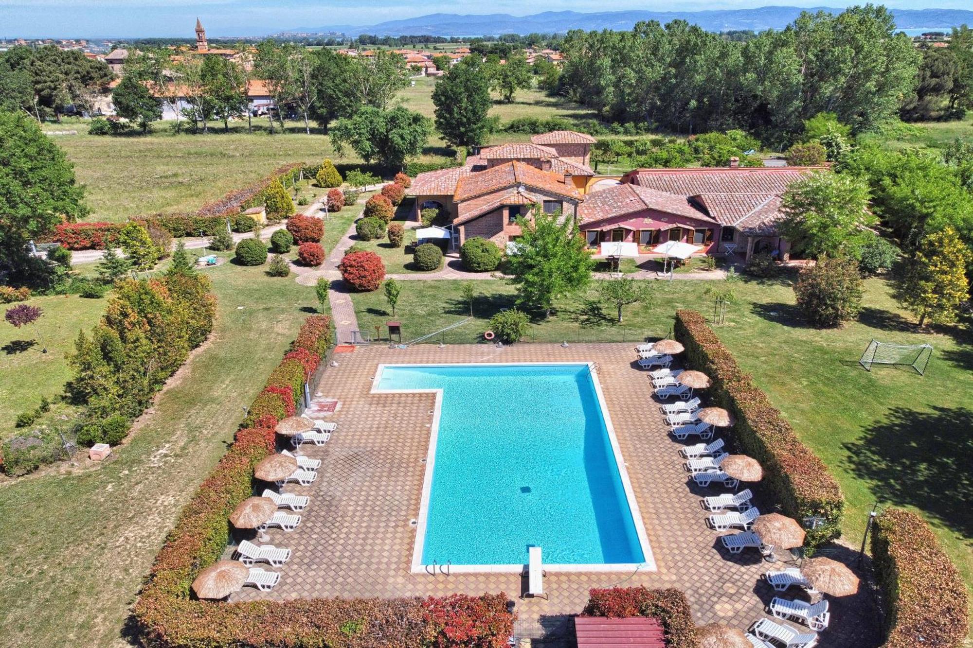 Agriturismo La Fattoria Panicarola Exterior photo
